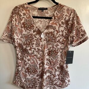 Fifty Street Women's Short Sleeve Paisley Top - Brown and White Size Small